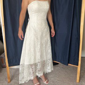 Dorris Wedding || NWT Flattering Dress - size 6